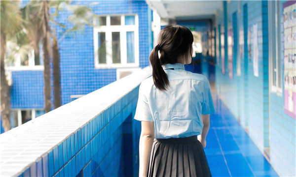 西吉如何找到一个可以帮助我生孩子的女人？